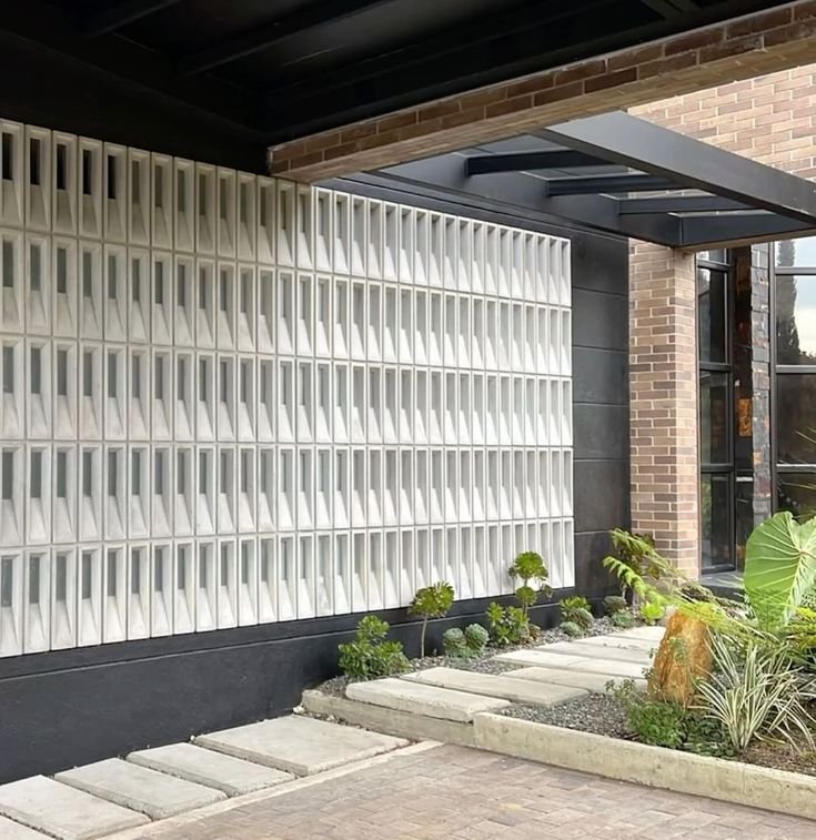 Bespoke Luxury Entrance Portal & Breeze Wall