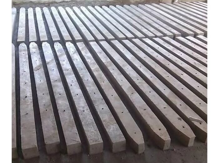 Concrete Wire Fencing Poles